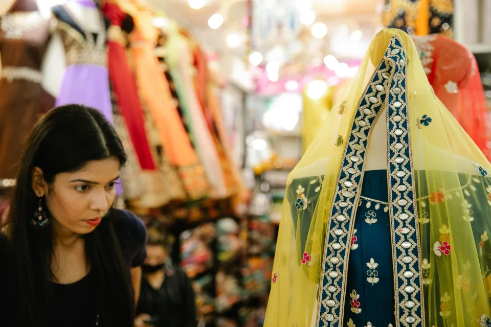 Đồ mặc có sẵn tại shop